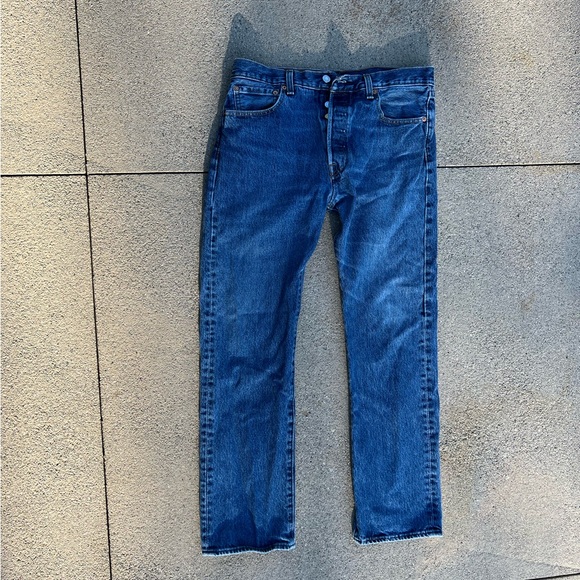 Levi’s 501 Original Fit Men’s Jeans 33 / 30 - Picture 2 of 6